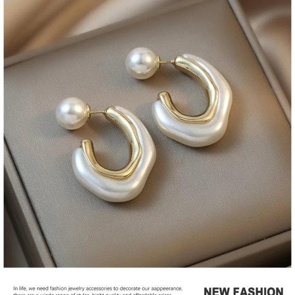 INS Style Delicate White Pearl Earrings - Picture 4 of 5
